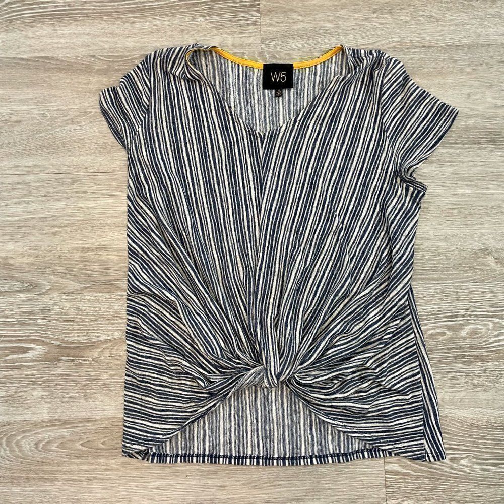 W5 Navy & Cream Short Sleeve Knot Front Top - Size S